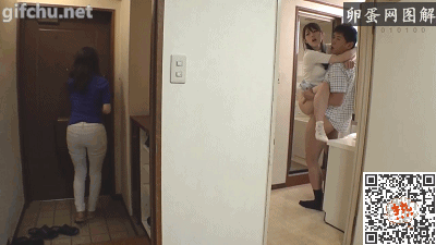 xXx69日本新娘跪趴承受粗大撞击 很黄很色的动态图580期